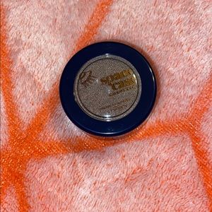 Space Case Eyeshadow in “Space Food”